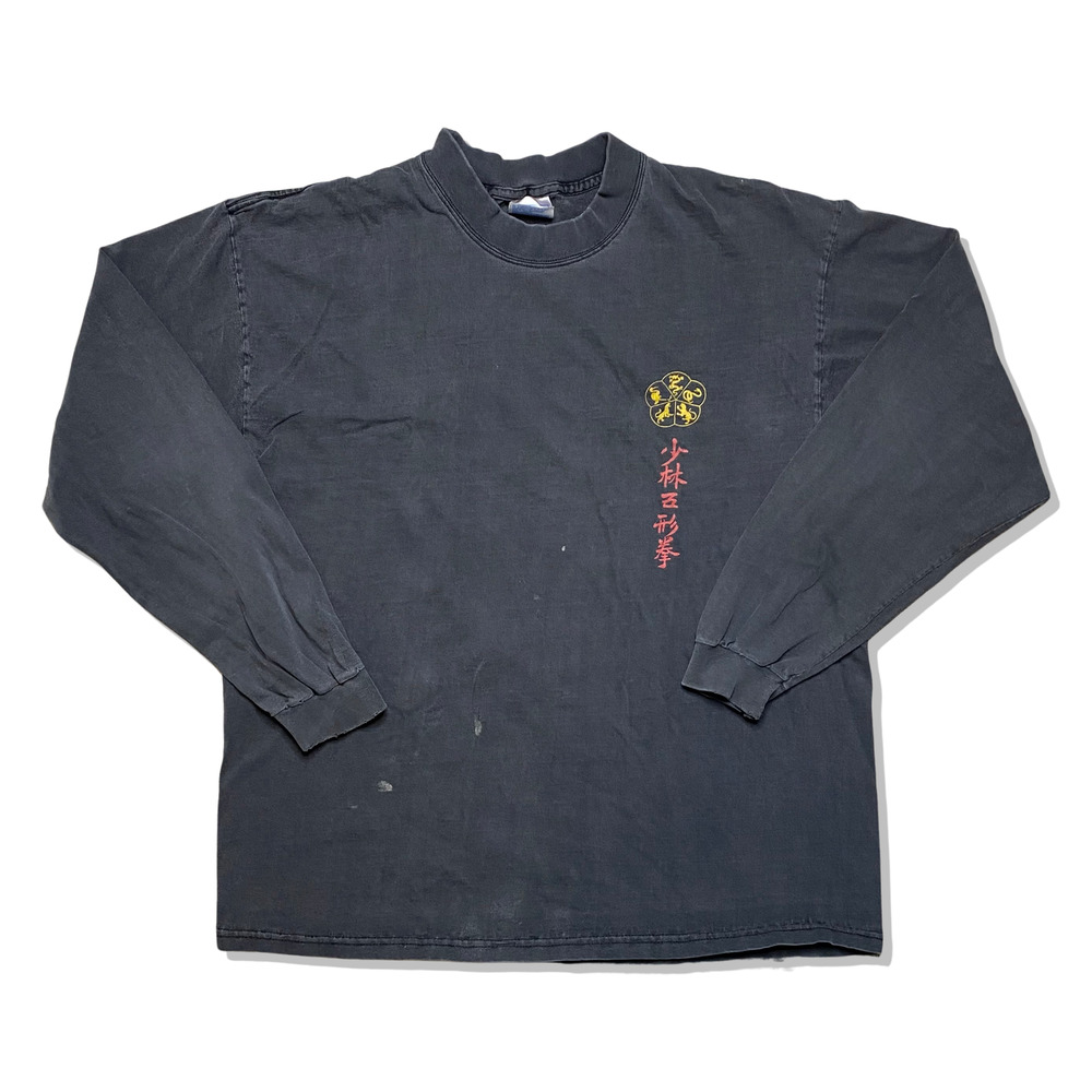 Vintage Y2K Kung Fu Longsleeve with sick graphic design and fade
